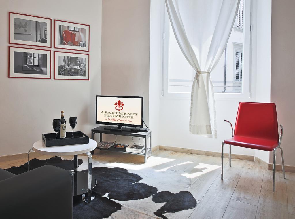 Apartments Florence Pandolfini Street Room photo